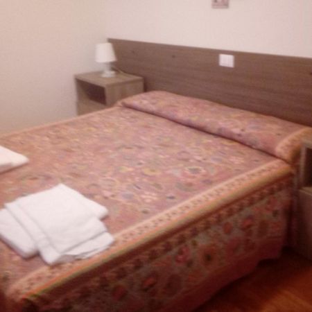 Albergo Alla Pineta Villa Santina ภายนอก รูปภาพ